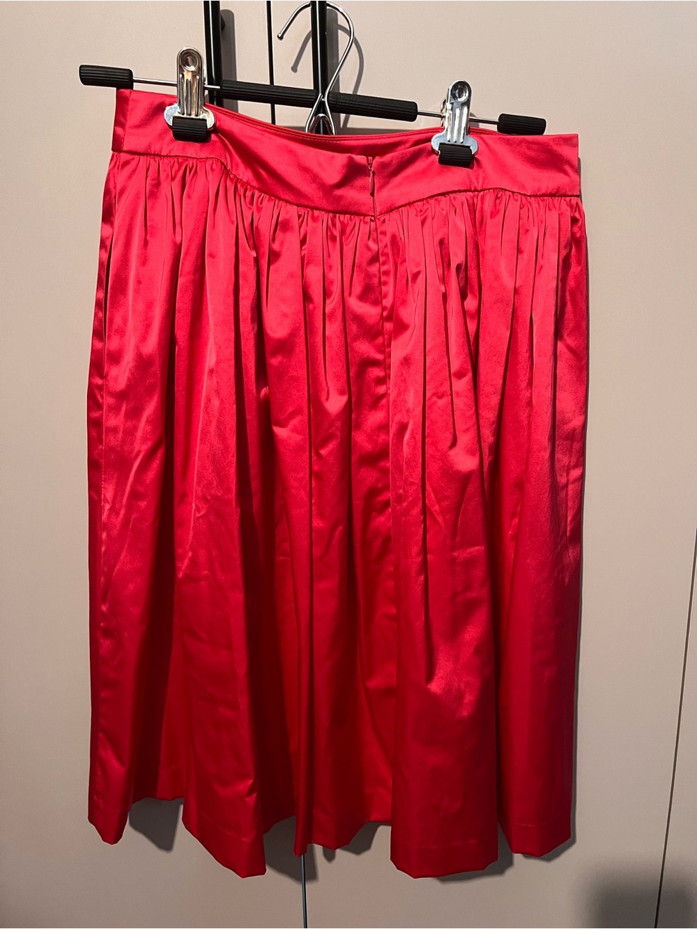 Trina Turk Hot Pink Satin Pleated Midi Skirt